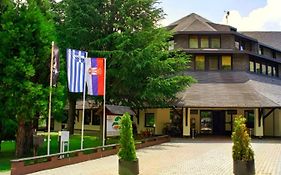 Hotel Junior